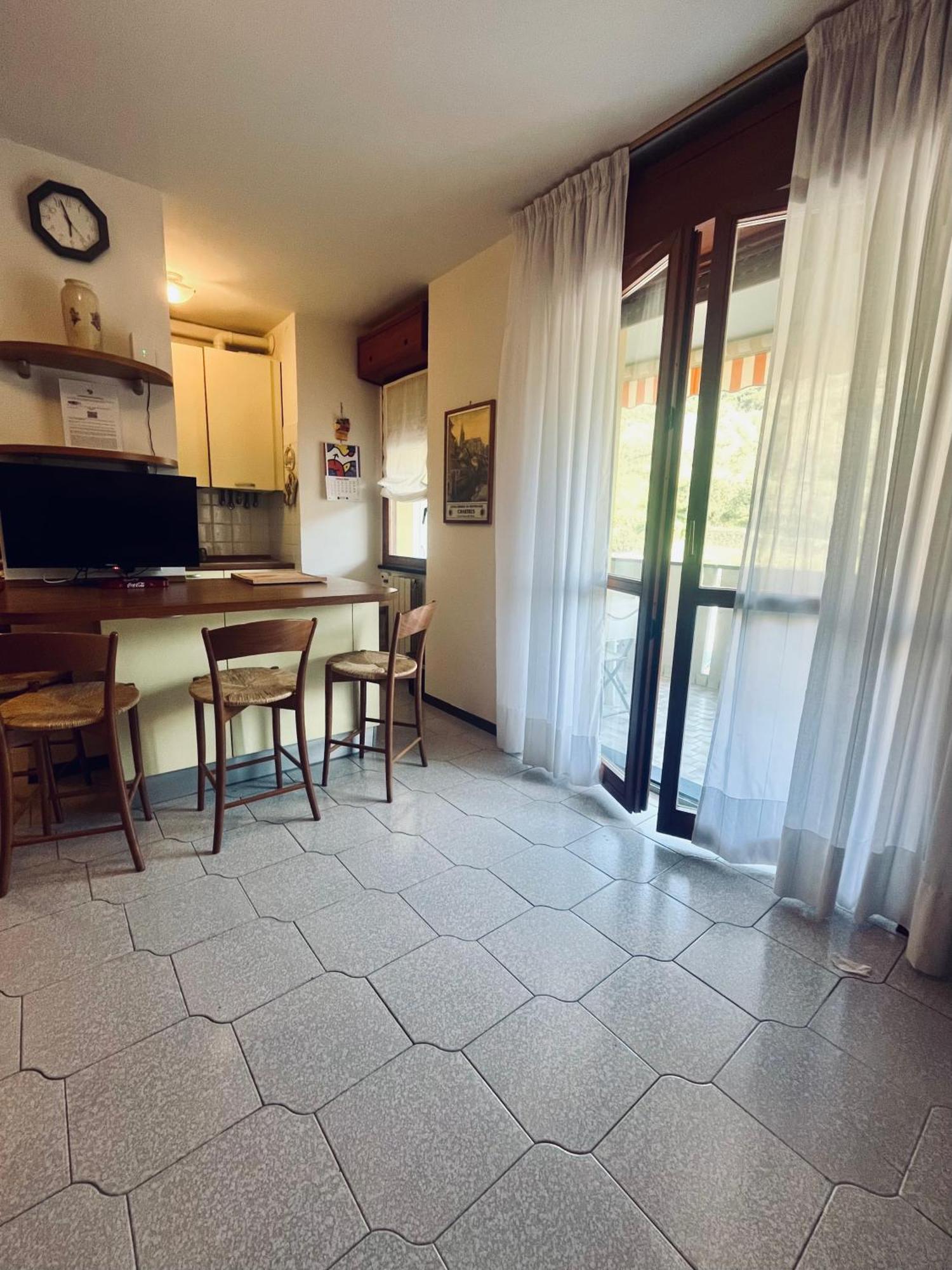 Appartamenti Nei Pressi Della Stazione 莱万托 外观 照片